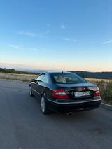 Mercedes-Benz Mercedes CLK 220 CDI - Mercedes-Benz CLK 220: Cdi