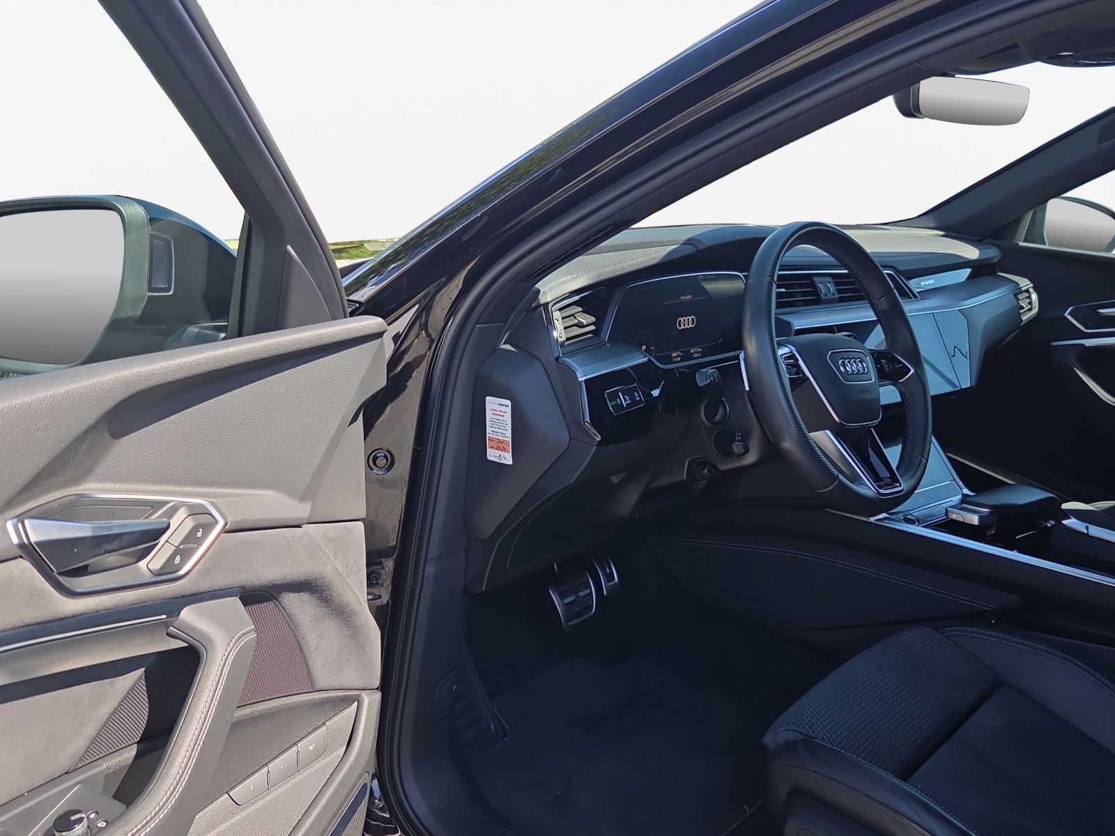 Audi Q8 e-tron - Bild 15