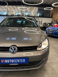 Volkswagen Golf VII Lim. Sound Start-Stopp *Navi*Kamera*