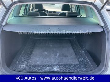 Volkswagen Golf - 8