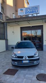Renault Clio 1.4 5 porte automatica disabili - Renault Clio: Automatic