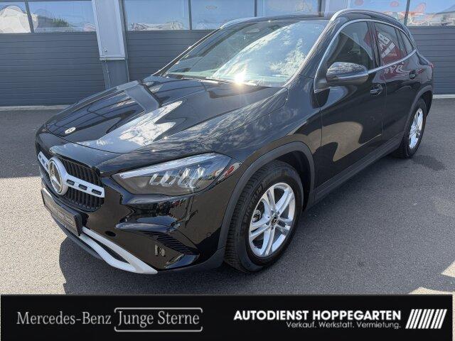 Mercedes-Benz GLA 200 LED MBUX Kamera Sitzheizung Parkpilot...