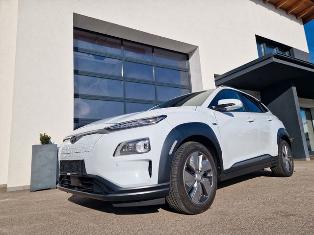 Hyundai KONA*LEVEL 5*64KWh*SOH 100%*NETTO € 13325.-*