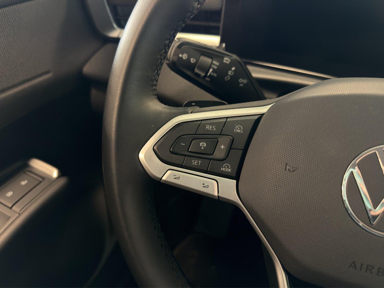 Volkswagen T-Roc Life 1.5 eTSI DSG ACC APP Kamera, миниатюра 18