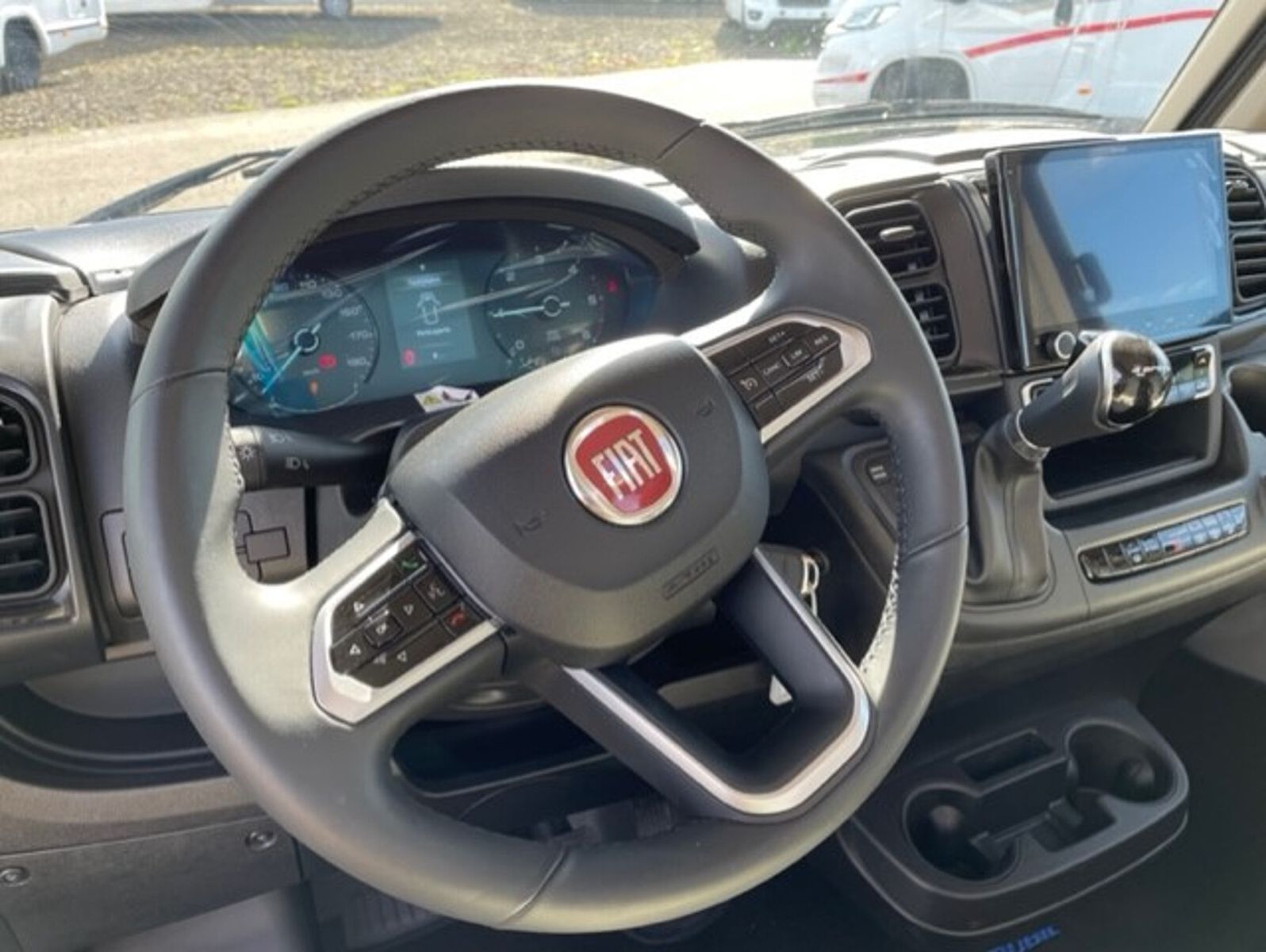 Fahrzeugabbildung Eura Mobil Integra 760 QF Automatik, Leder, LuminaryPlus