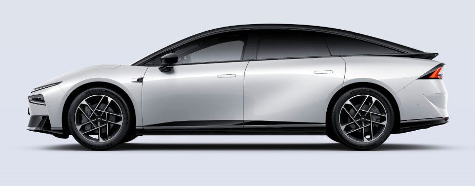 XPENG P7