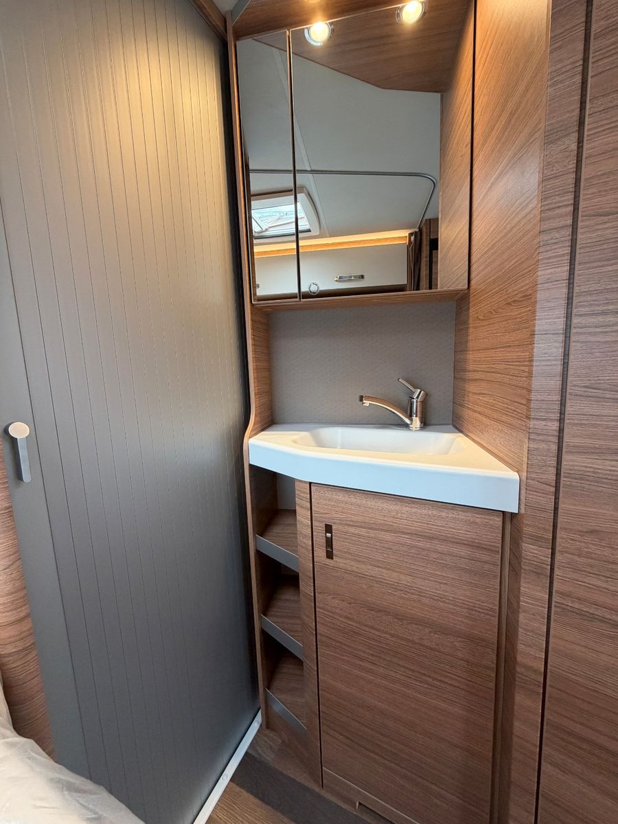 Fahrzeugabbildung Weinsberg CaraCompact EDITION PEPPER 600 MF