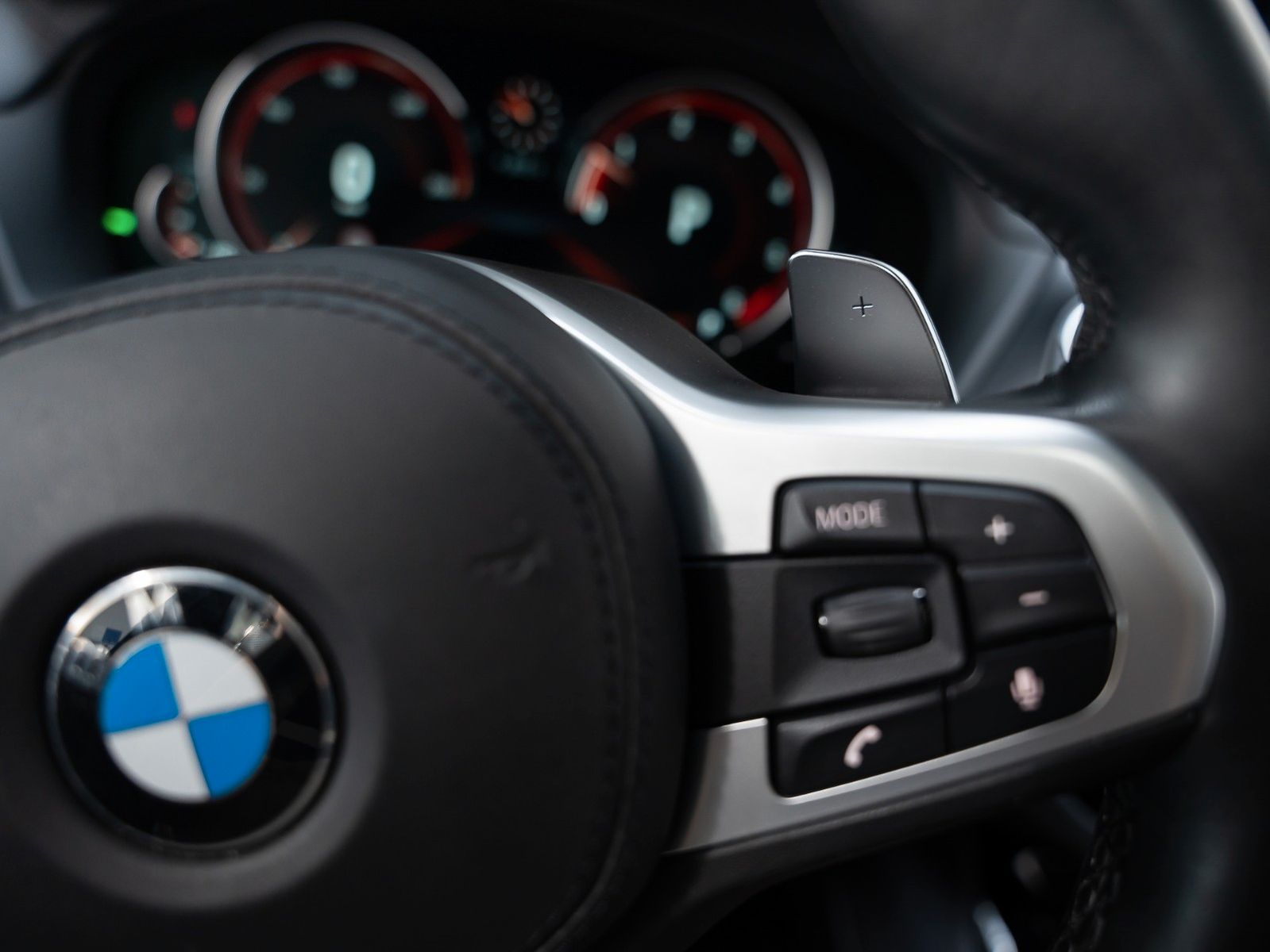 Fahrzeugabbildung BMW X3 xD30d M Sport Kamera HUD HiFi Panorama 20Zoll