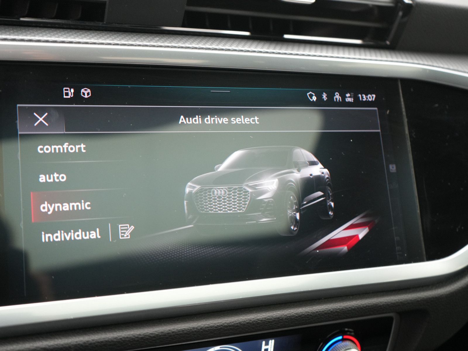 Audi Q3 Sportback 45 e S line S-TRON PANO SONOS AHK foto 10