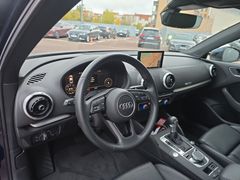 Fahrzeugabbildung Audi A3 Limousine 30 TDI sport PANO VIRTUAL LEDER NAV