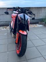 KTM Super Duke 1290 R EVO Tech Pack Carbonteile - KTM MOTORRAD
