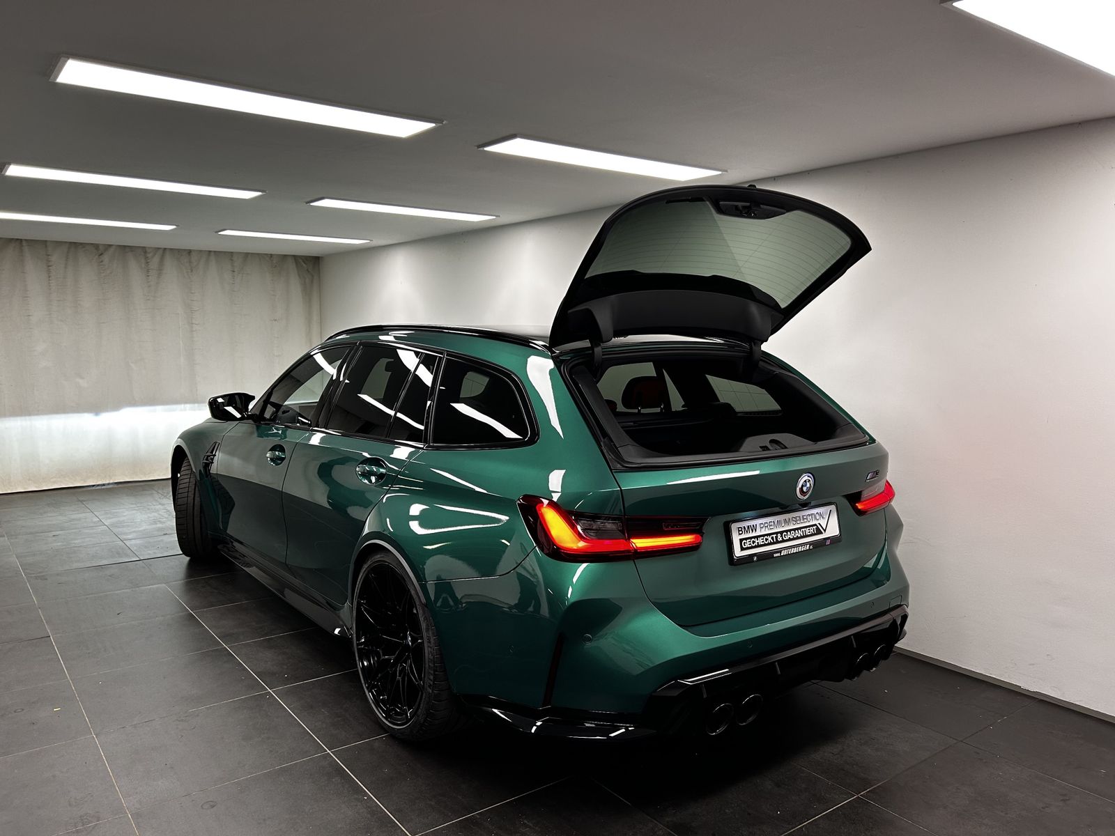 BMW M3 Competition M xDrive Touring M Drivers P. Las foto 14
