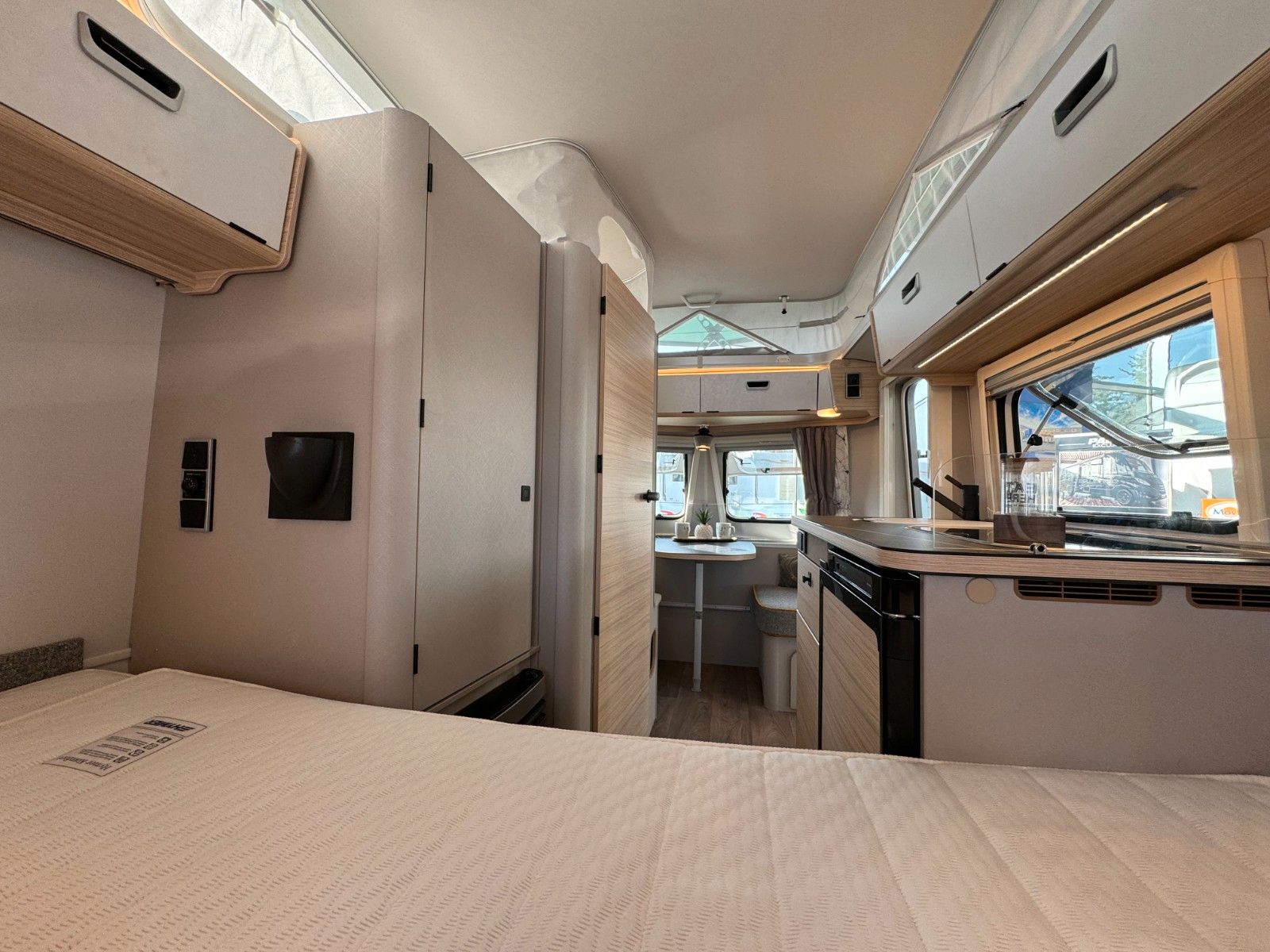 Fahrzeugabbildung HYMER / ERIBA / HYMERCAR Eriba Touring 530  - 9.619€ SPAREN