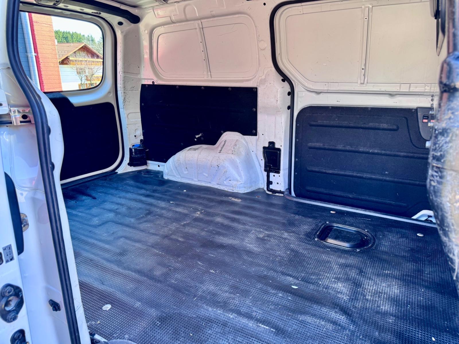 Hyundai H-1Kasten AHK 3xSitz 2xSchiebetür Mehrwertsteuer
