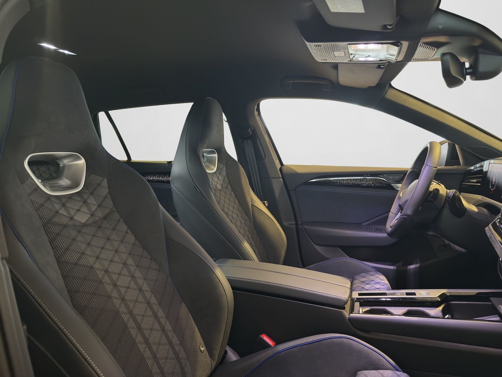 Volkswagen Passat - Bild 5