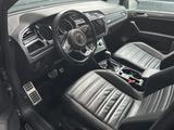 Volkswagen Touran 1.5 TSI, DSG, R-Line, Leder, 7-Sitze, ACC - Volkswagen Touran: Leder, Schiebedach