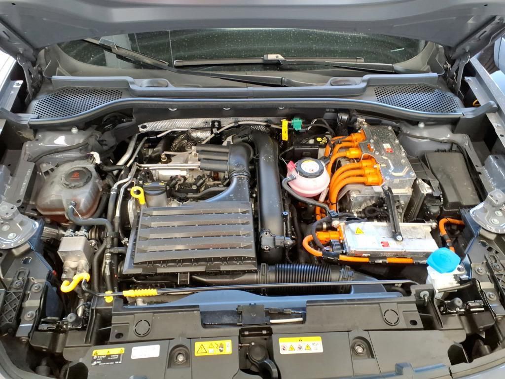 Cupra Formentor VZ 1.4 e-Hybrid DSG Pano*RFK*PDC*Tempo