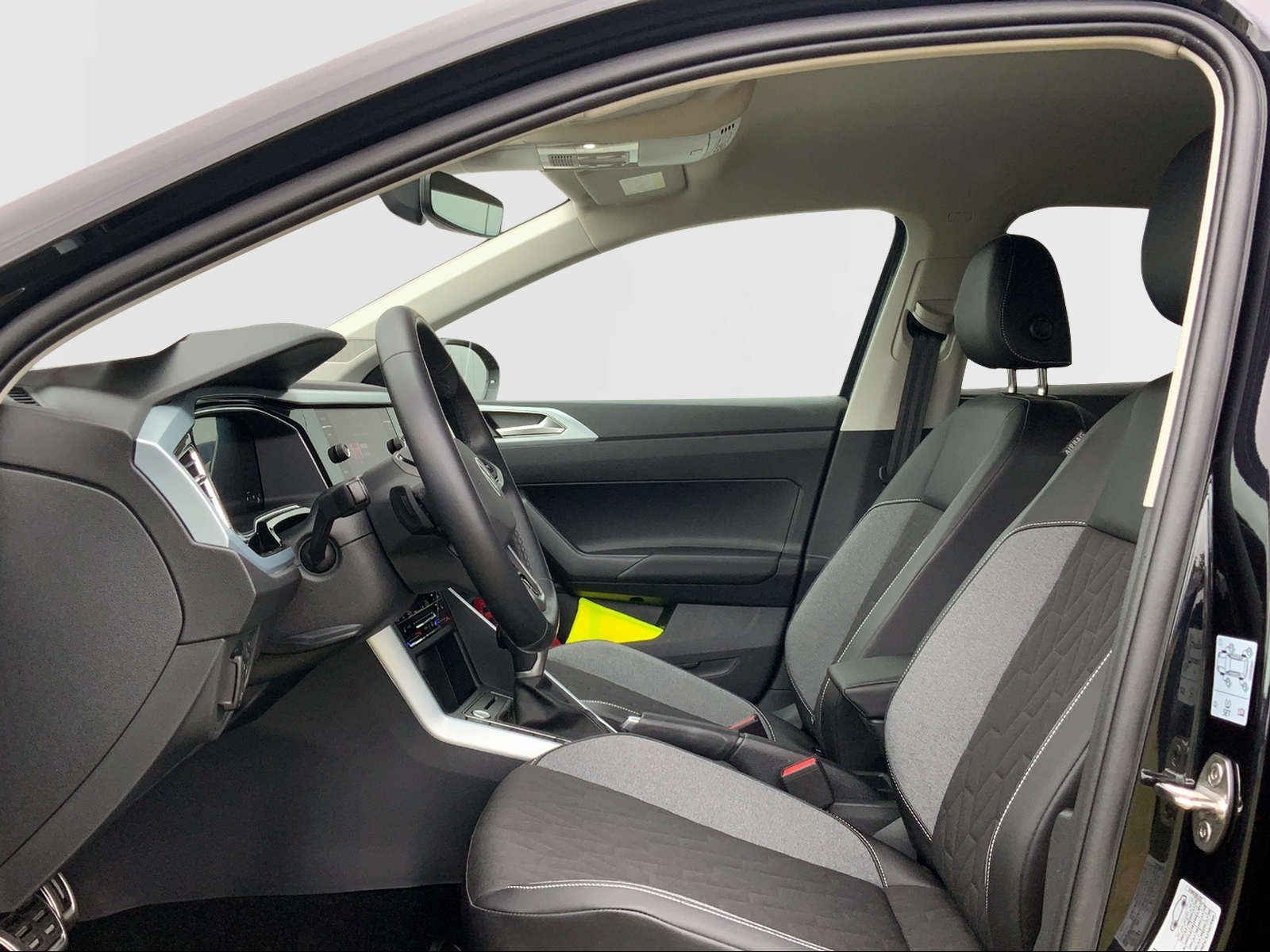 Taigo 1.0 Lif LED, NAVI, SHZ, RFK.