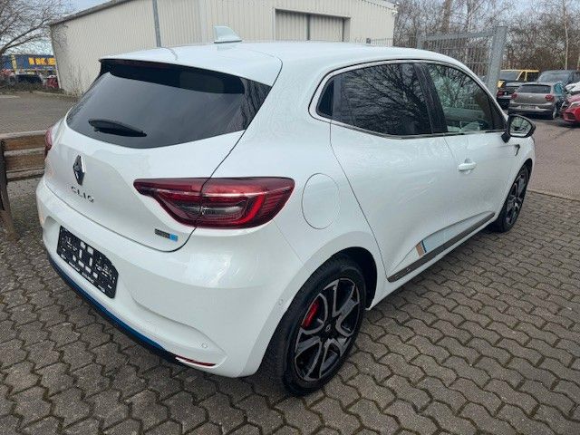 Fahrzeugabbildung Renault Clio E-TECH 140 Intens Navi+360Kamera+Lane
