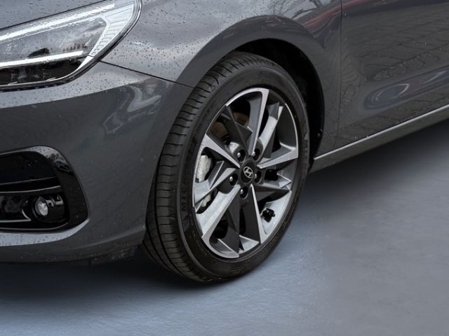 Fahrzeugabbildung Hyundai i30cw FL Advanced Deluxe 1.0 +NAVI+KLIMA+PDC+RFK
