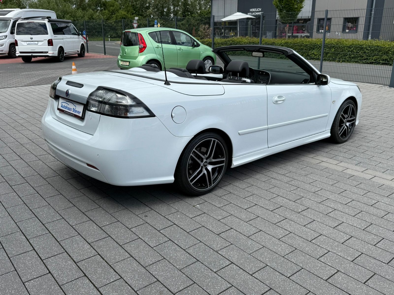 Fahrzeugabbildung Saab 9-3 Cabriolet Vector