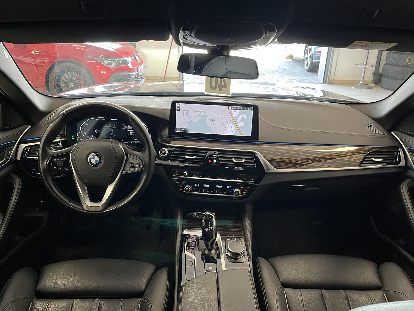 BMW 530 e xDrive Luxury-Line Navi*Leder*LED*CarPlay