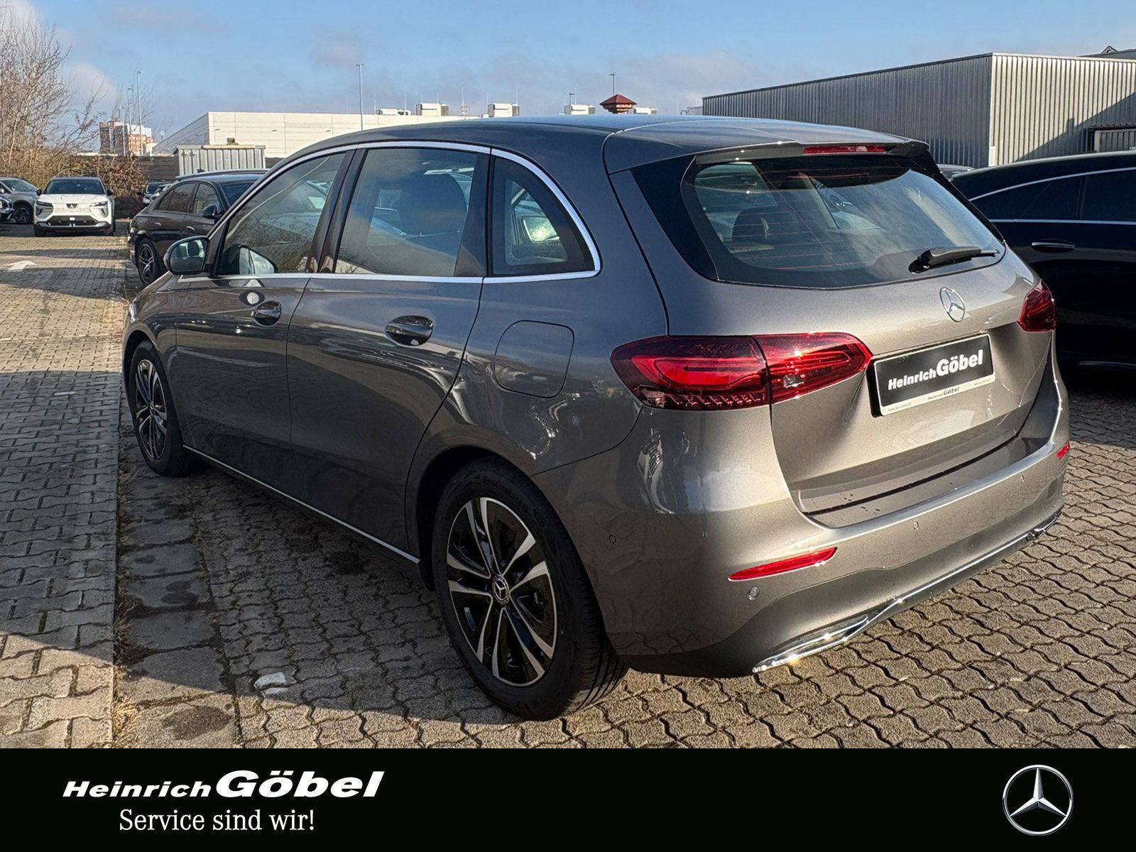 Fahrzeugabbildung Mercedes-Benz B 200 PROGRESSIVE*WINTER*EASY-PACK*PARKTRONIC