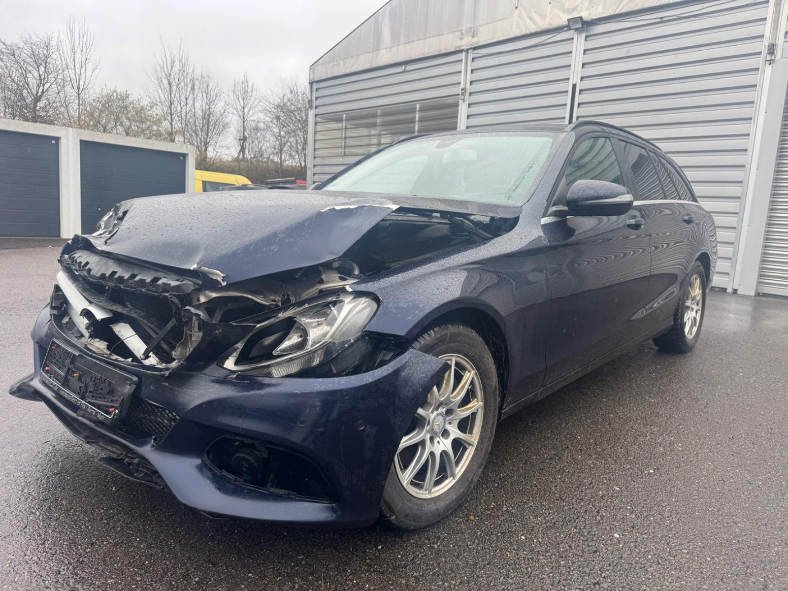 Mercedes-Benz C 200 C T-Modell C 200 T d G-Tronic Plus. Euro 6