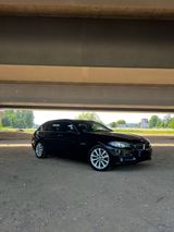 BMW 525d xDrive Luxury Head-Up X-Drive Harman/Kardon - BMW 525: Schwarz