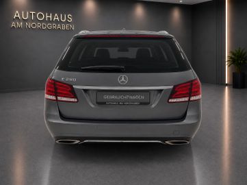 Mercedes E 250 - 10