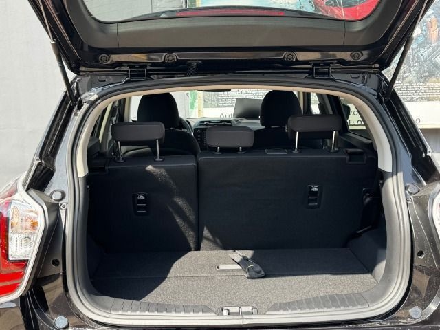 Fahrzeugabbildung KGM Tivoli Nomad Automatic*Klima*Navi*MJ25