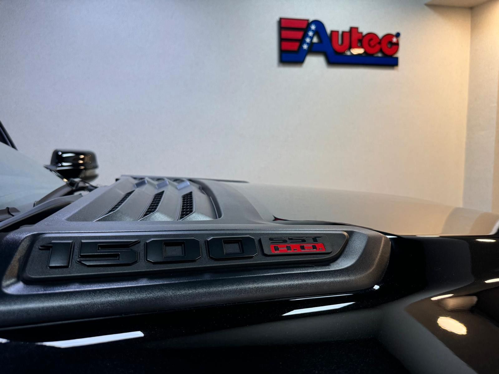 Fahrzeugabbildung Dodge RAM LIMITED HURRICANE 540 PS-LA CHANTI SPECIAL