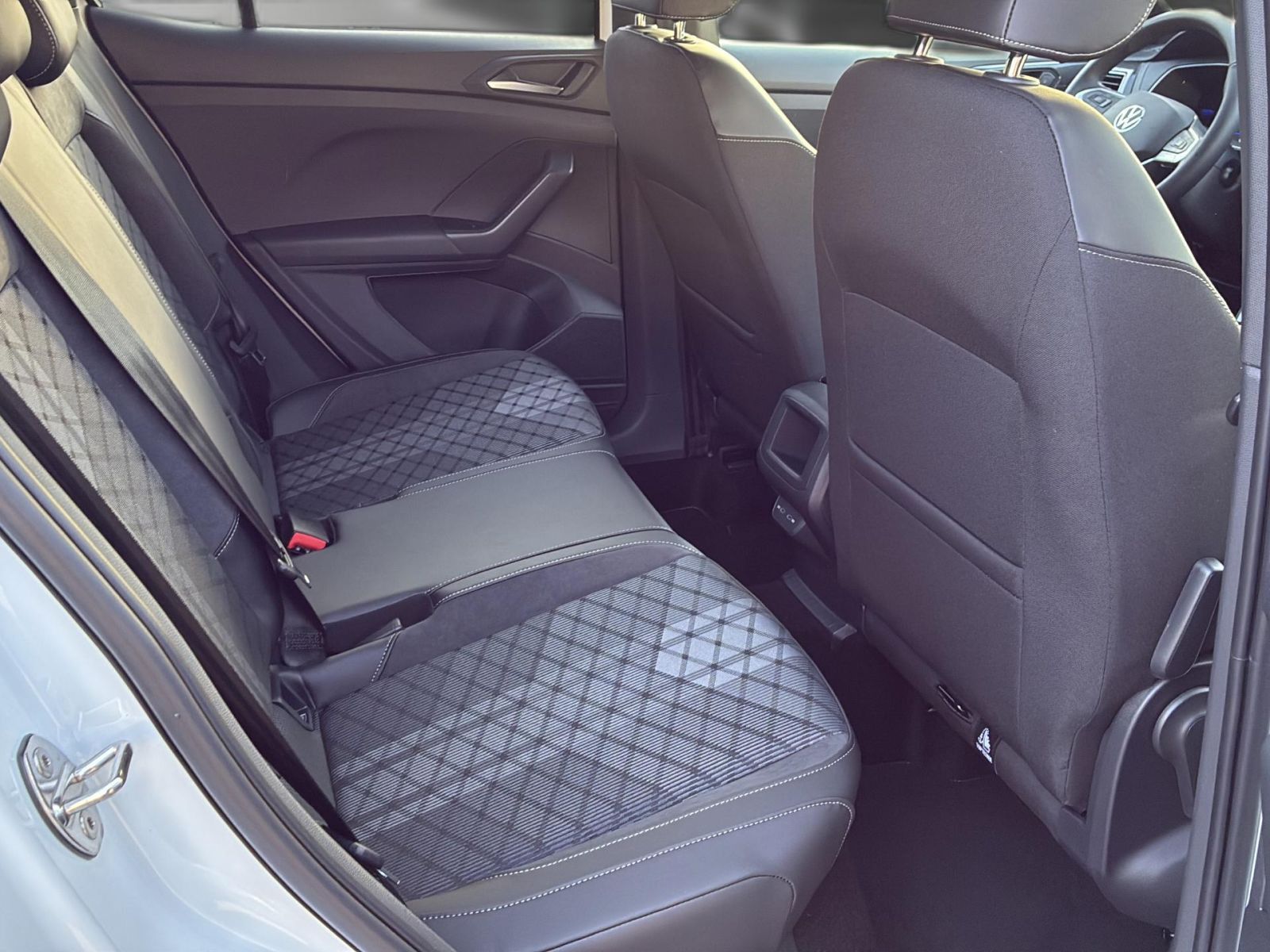 Volkswagen T-Cross - Bild 16