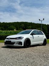 Volkswagen VW Golf 2.0 TSI GTI 400 PS Tuning Fahrzeug - Volkswagen Golf: Tuning