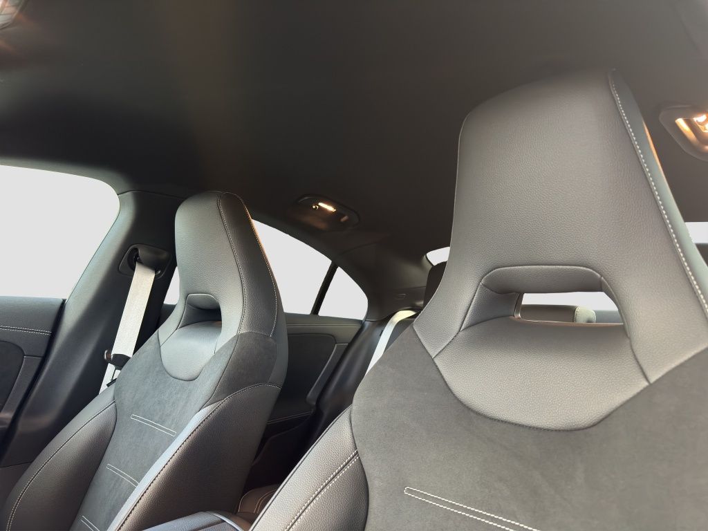 Fahrzeugabbildung Mercedes-Benz CLA 200 Coupé Fernlichtass.*KeyLess*LED*PDC*ACC