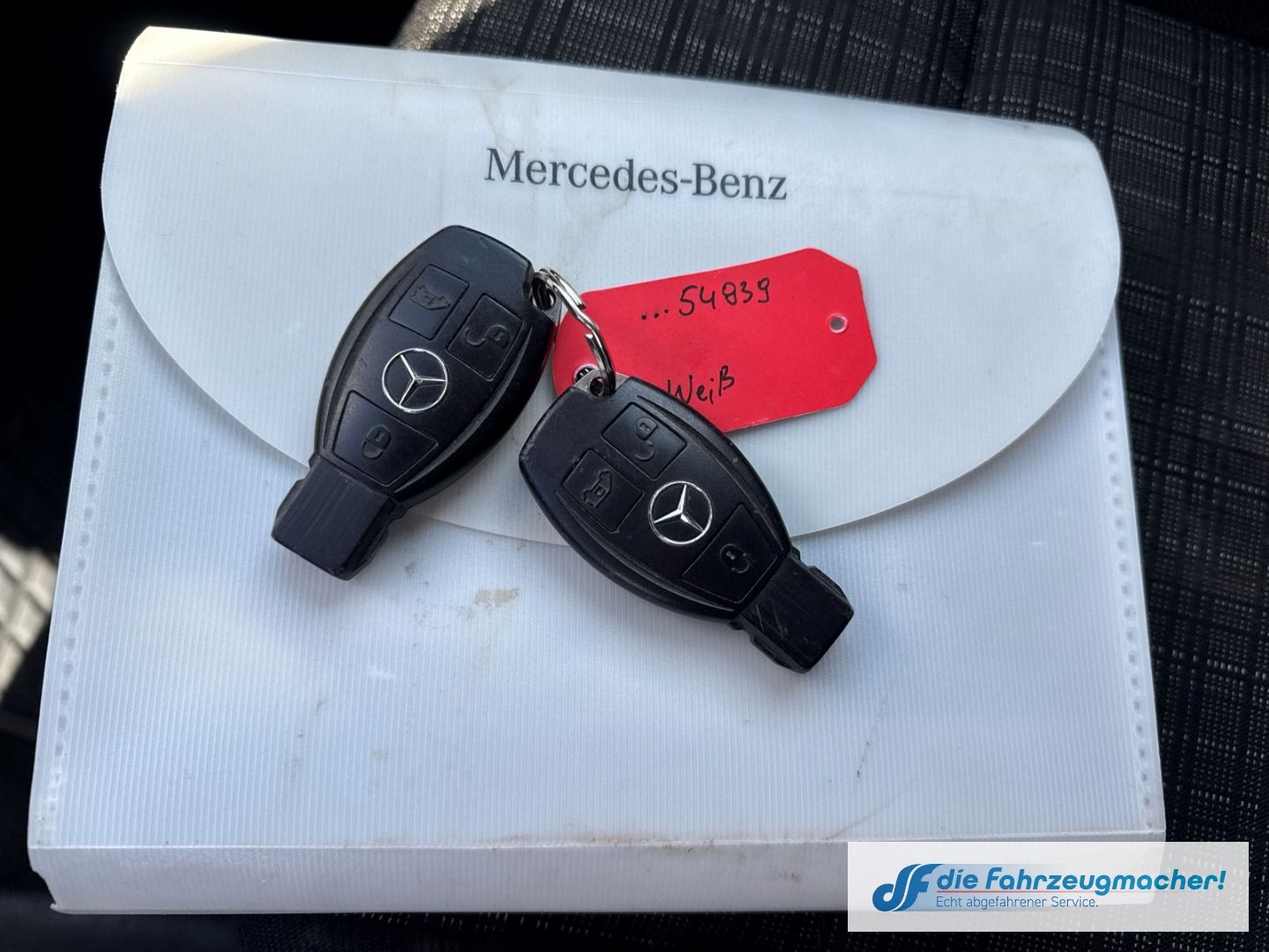 Fahrzeugabbildung Mercedes-Benz Vito Kasten 111 CDI FWD lang Rückfahrkam.*EXPORT