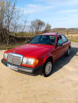 Mercedes-Benz 300D W124 Erstbesitz EZ 1988 - Mercedes-Benz 300: W124