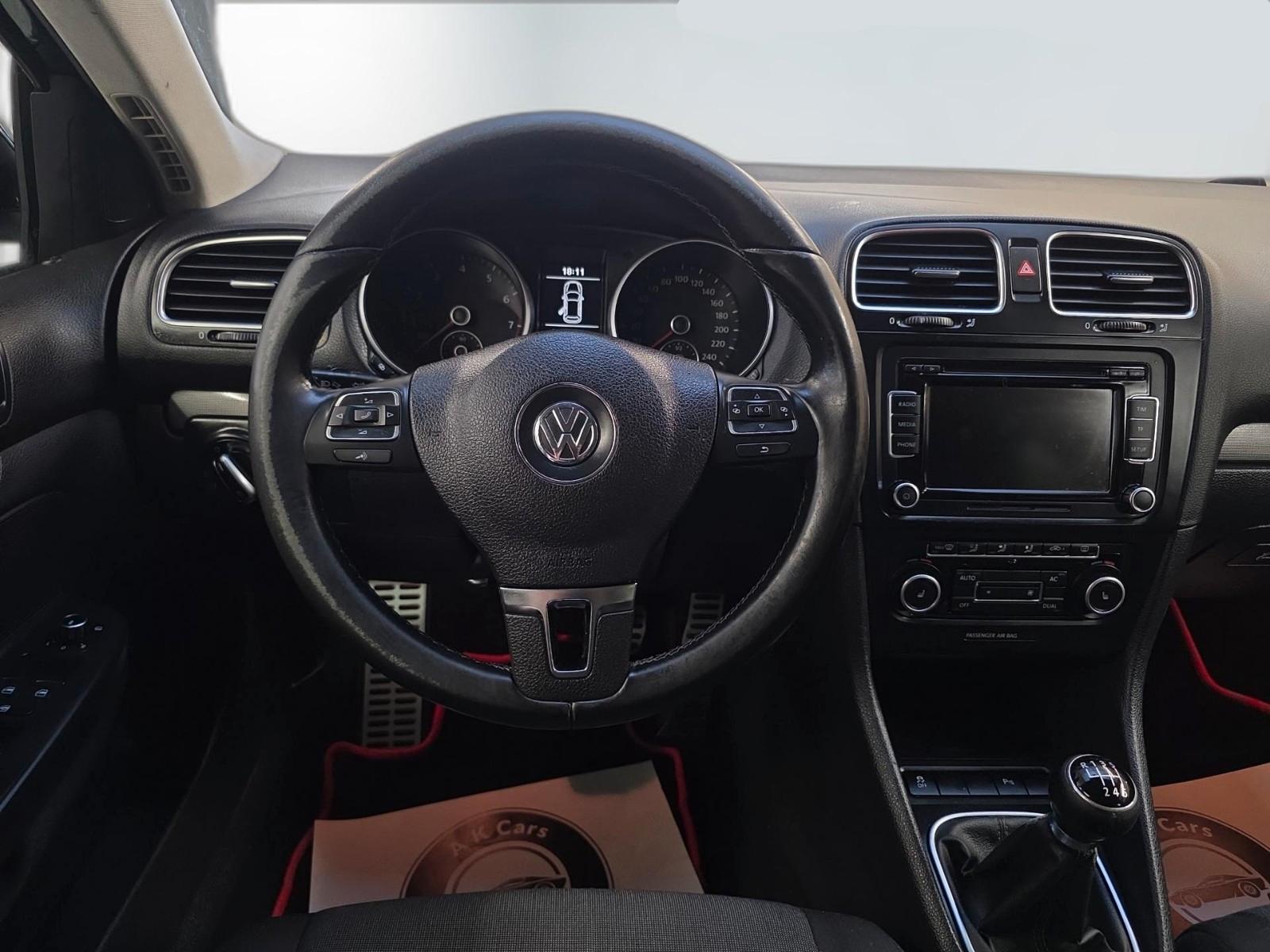 Volkswagen Golf 2011 — photo 12