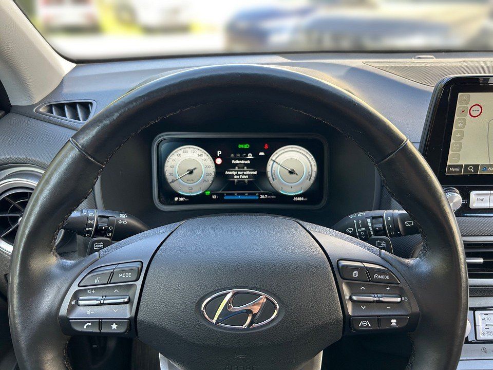 Fahrzeugabbildung Hyundai KONA EV 64kWh PLUS-P 484KM-RANGE KRELL+LED+NAV++