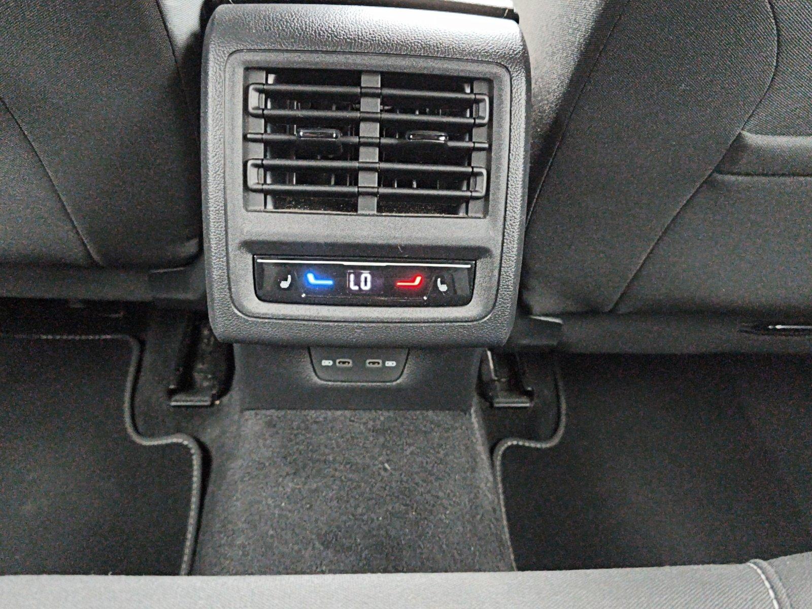 Volkswagen Golf VIII Lim. 1.5 TSI Active HEAD UP STHZG VOLL, миниатюра 23