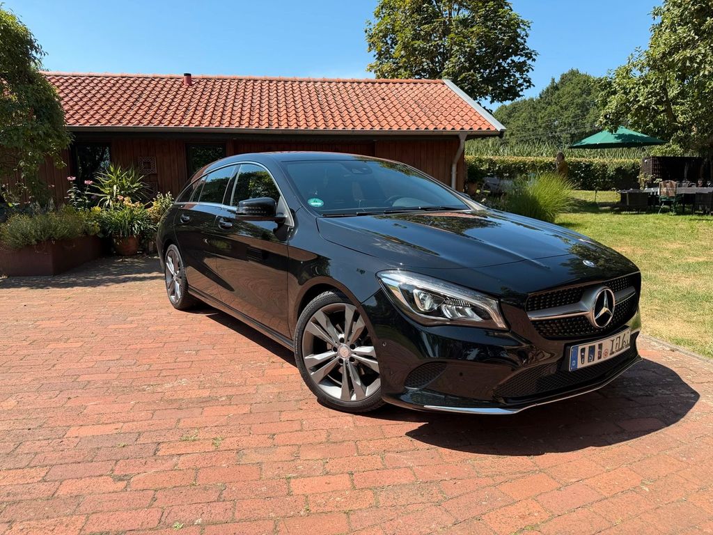Image of Mercedes-Benz CLA 200 Shooting Brake