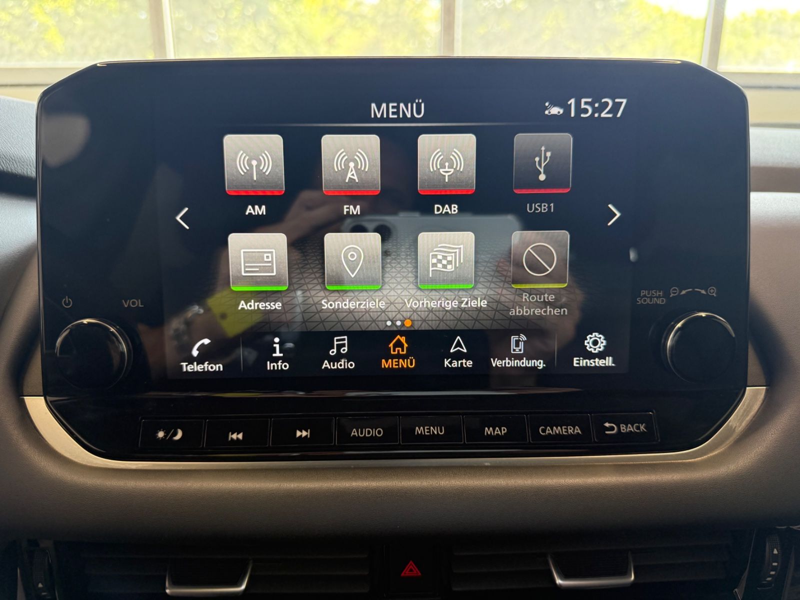 Fahrzeugabbildung Nissan Qashqai Tekna MHEV; Autom.,HUD,Teilleder,AHK