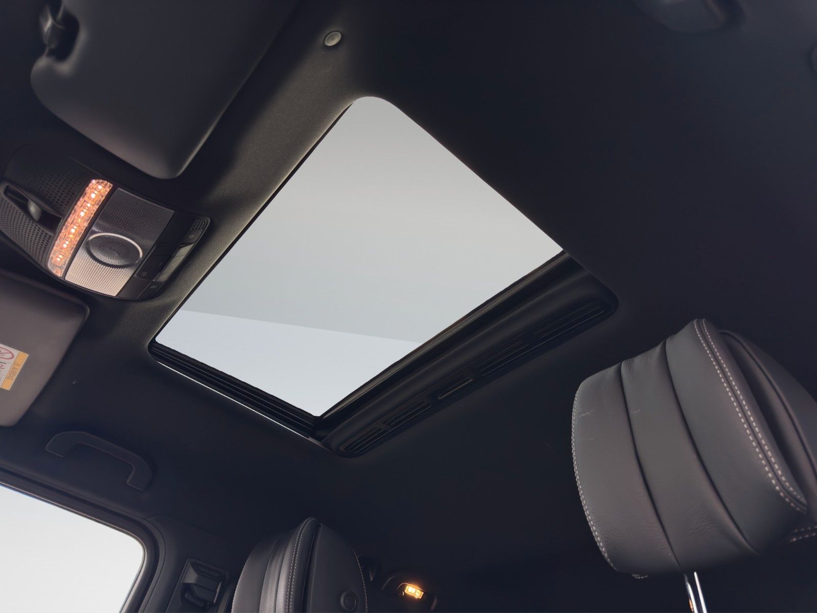 Fahrzeugabbildung Mercedes-Benz G500 AMG NIGHT 20" BURM MEMORY 360° STANDHEIZ