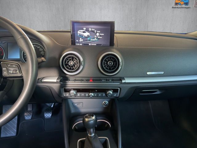 A3 1.5 TSI Sportback/Xenon/SHZ7GJR/PDC/Navi