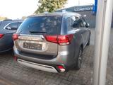 Mitsubishi Outlander Active 2 WD Automatik - Mitsubishi Outlander in Bremen