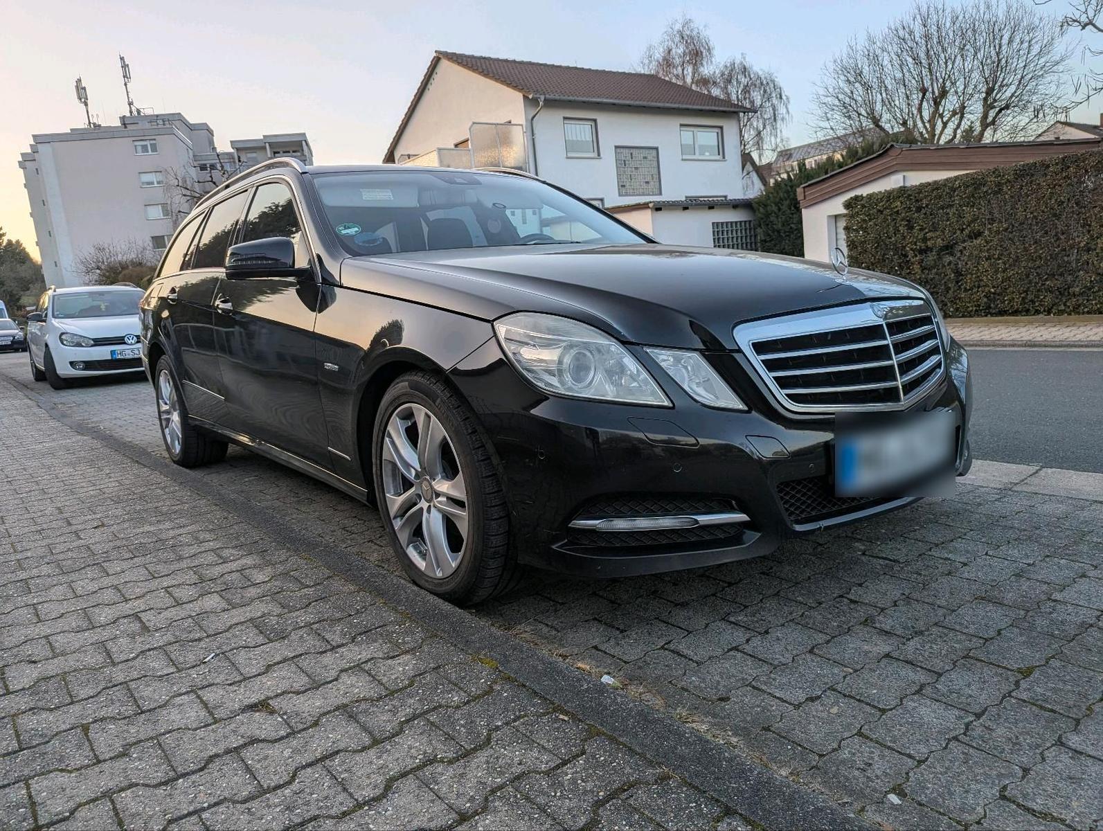 Mercedes-Benz E220, 2010