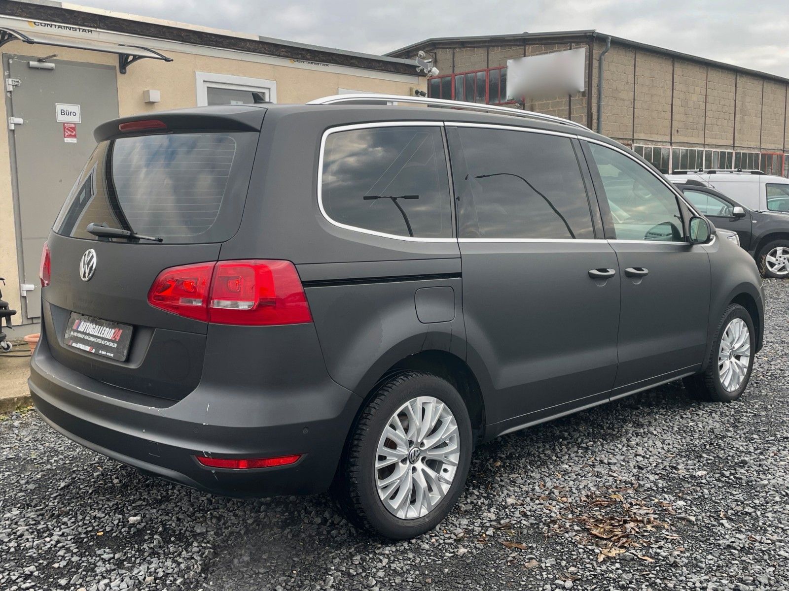 Fahrzeugabbildung Volkswagen Sharan HIGHLINE 7-SITZER Navi Leder Xenon SPORT