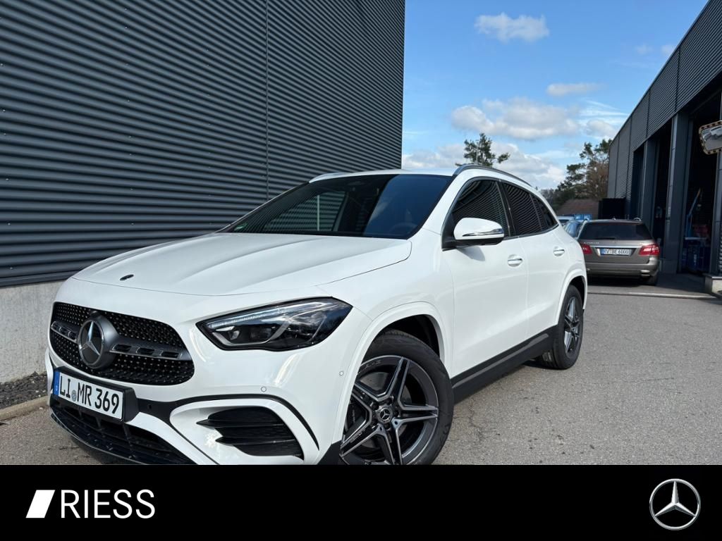 Mercedes-Benz GLA 220