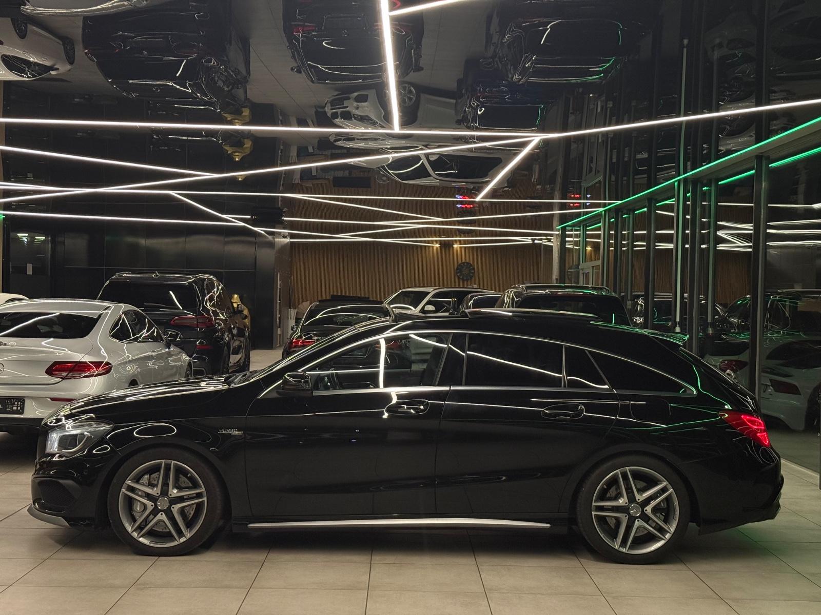 Mercedes-Benz CLA 45 AMG Shooting Brake 381 ch BVA 4Matic / Toit panoramique / Caméra de recul / Cuir / Bi-Xénon