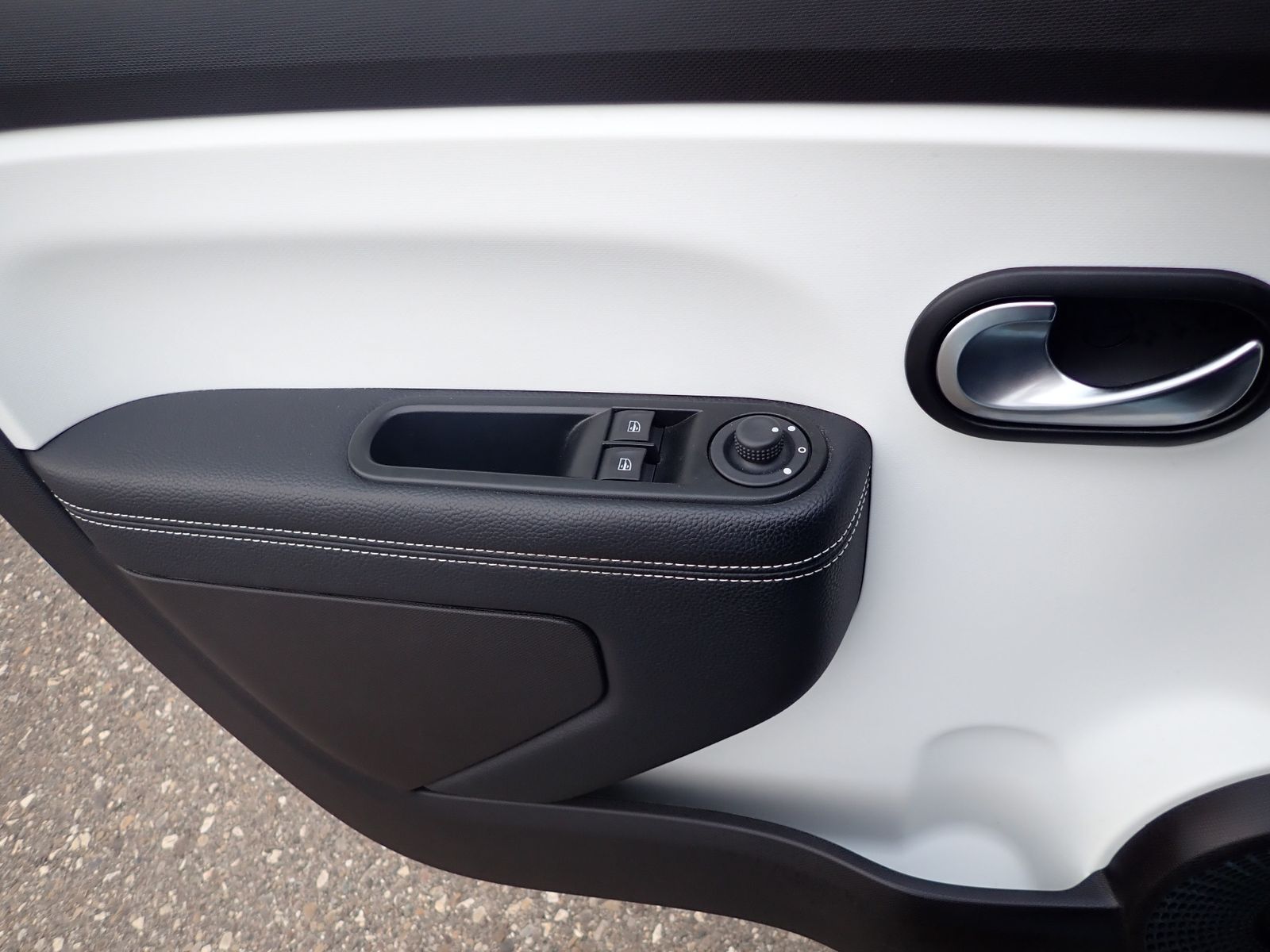 Fahrzeugabbildung Renault Twingo Techno Electric